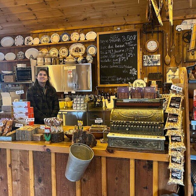&Eacute;rabli&egrave;re &agrave; la Feuille d'&Eacute;rable - Restaurants Mont-Saint-Gr&eacute;goire