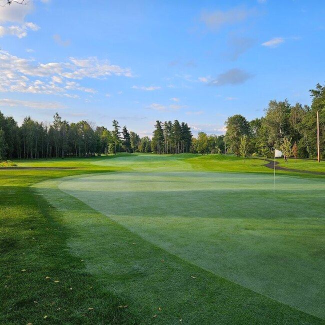 &Eacute;rabli&egrave;re Au Pain de Sucre - Saint-Jean-sur-Richelieu Restaurants