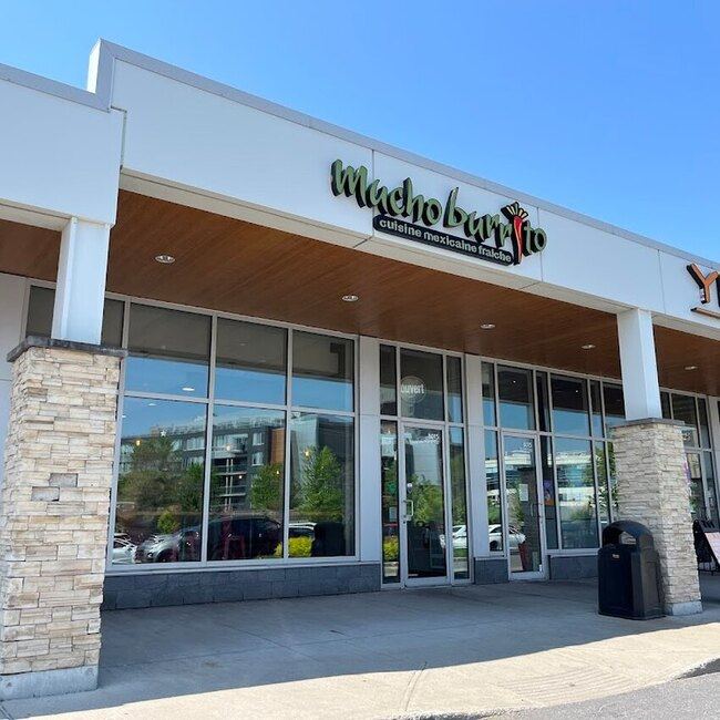 Mucho Burrito - Restaurants Brossard