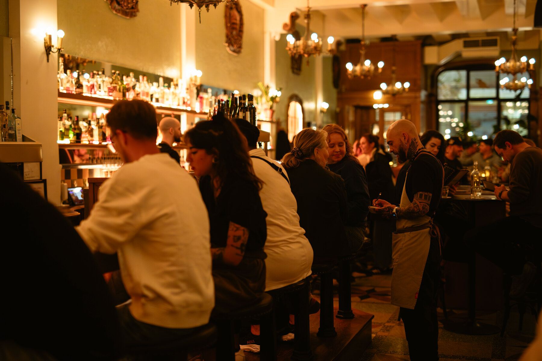 Bar Dominion Makes Sundays and Mondays Delicious