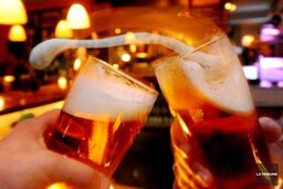 Feu vert à louverture des bars jusquà 6h à Montréal