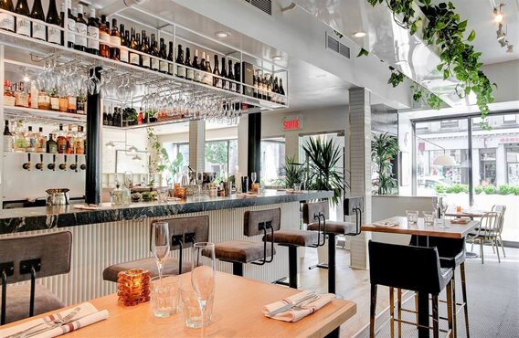 Josephine: A Breath of Fresh Air on St-Denis Street