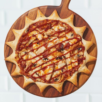 La Pizza Soleil est de retour chez Toujours Mikes pour c&eacute;l&eacute;brer le printemps !