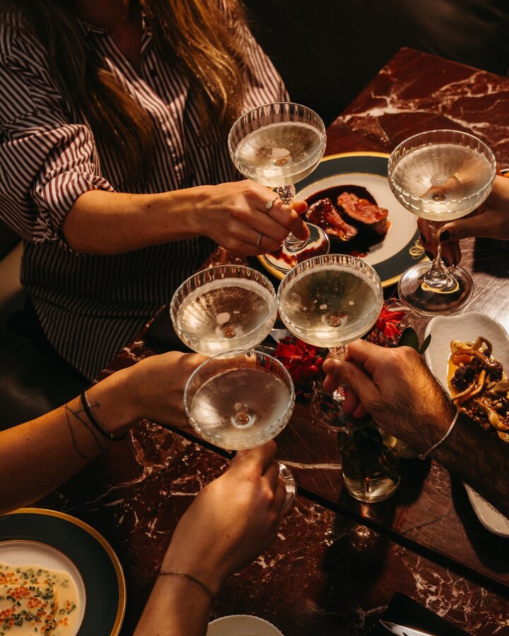 Le restaurant Lloyd c&eacute;l&egrave;bre No&euml;l et le Nouvel An avec une programmation festive