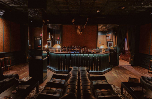 Le Willies : une nouvelle adresse pour le billard et les fléchettes au Forum de Montréal