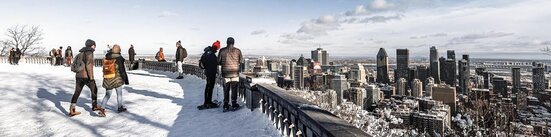 À pied ou en raquettes, le Mont-Royal se transforme en terrain daventure hivernal