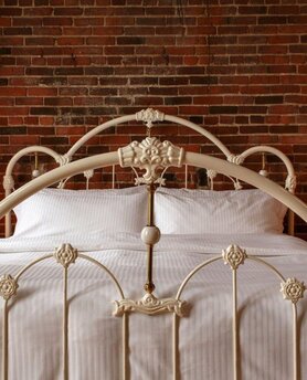 GRAY COLLECTION RECOGNIZED WITH CONDÉ NAST TRAVELERS 2024 READERS CHOICE AWARDS