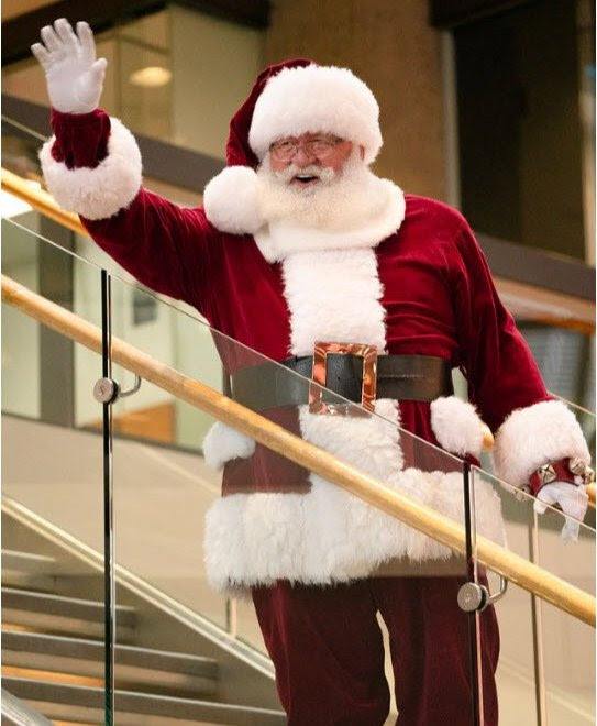 Rencontrez le Père Noël au DoubleTree par Hilton Montréal - événement Rencontrez le Père Noël au DoubleTree par Hilton Montréal - événement