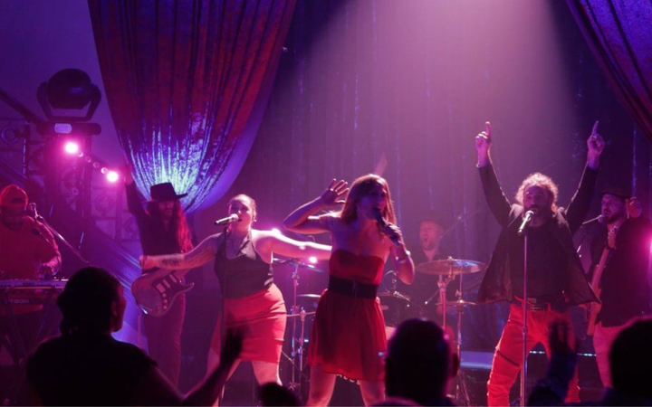 The Best of Soul, Funk & Motown - Come and Dance to the Sound of the Greatest Hits from the Past Deades to Today with CLOUD 9 at Le Balcon