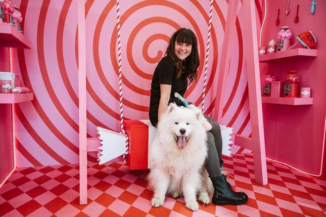 Capture the Magic with Your Furry Friend at Eaton Centre Montreal